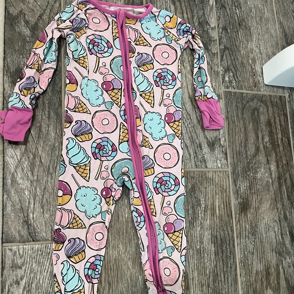 6-12 month long Zippie!